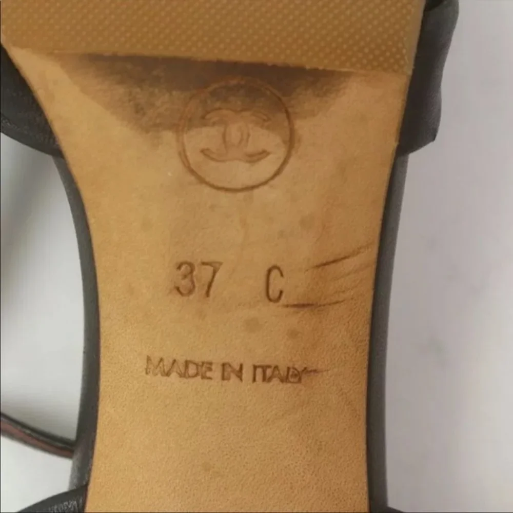 Chanel Sandals Women Black Leather (calf)